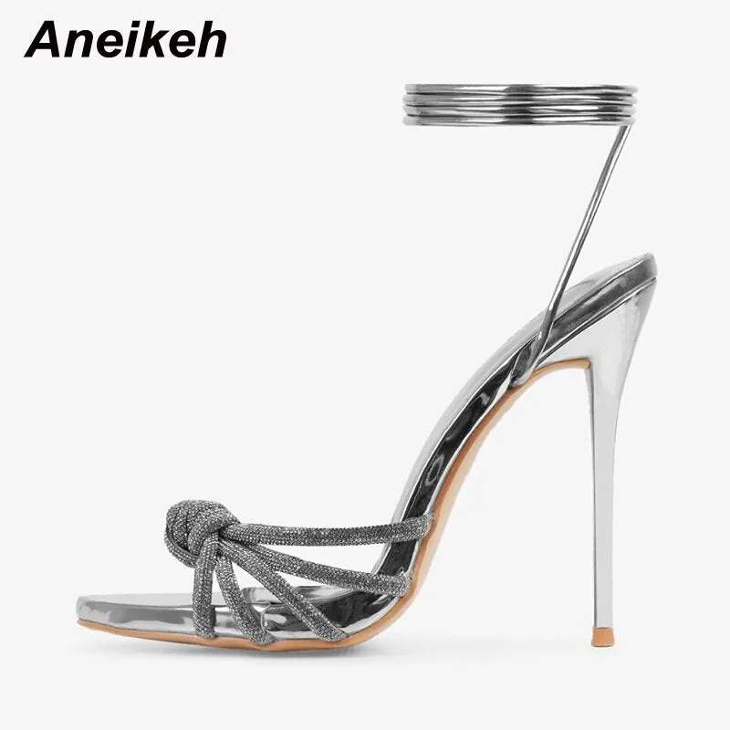 Aneikeh Glitter Sandals