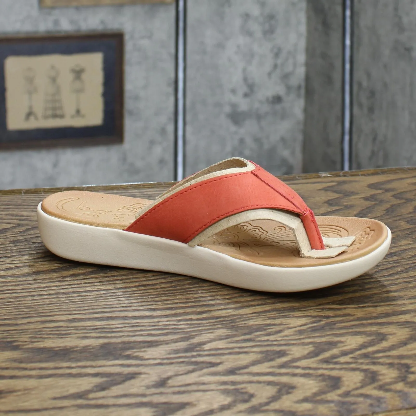 b.o.c. Women's Aimee Comfort Sandal