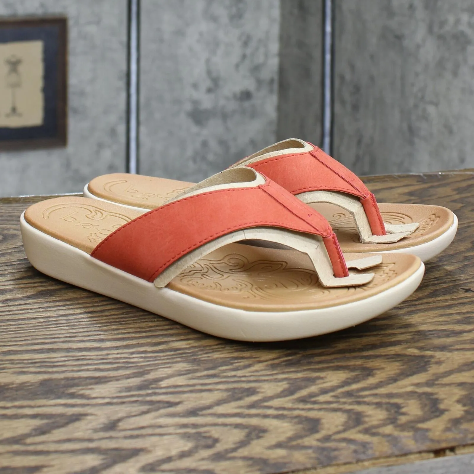 b.o.c. Women's Aimee Comfort Sandal