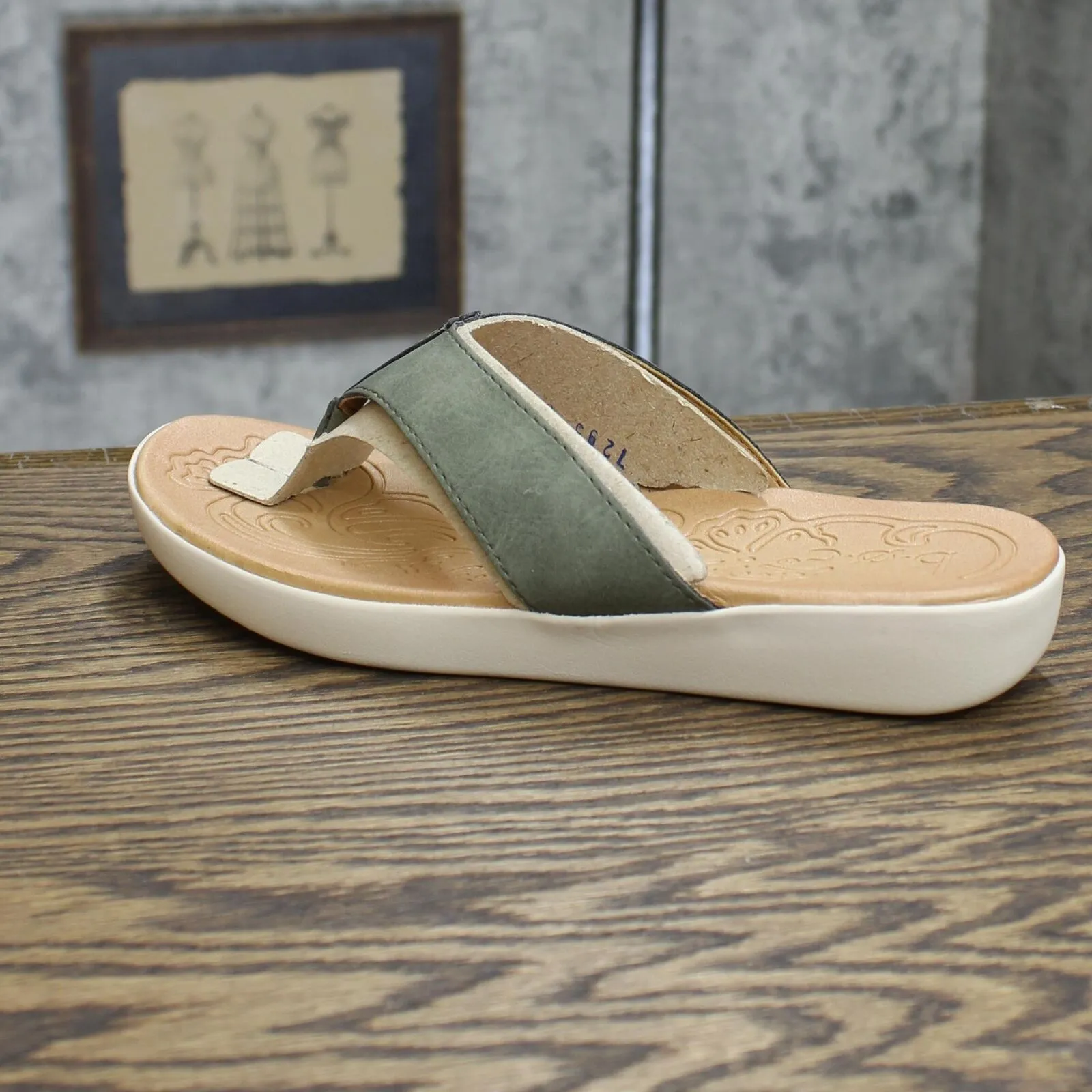 b.o.c. Women's Aimee Comfort Sandal