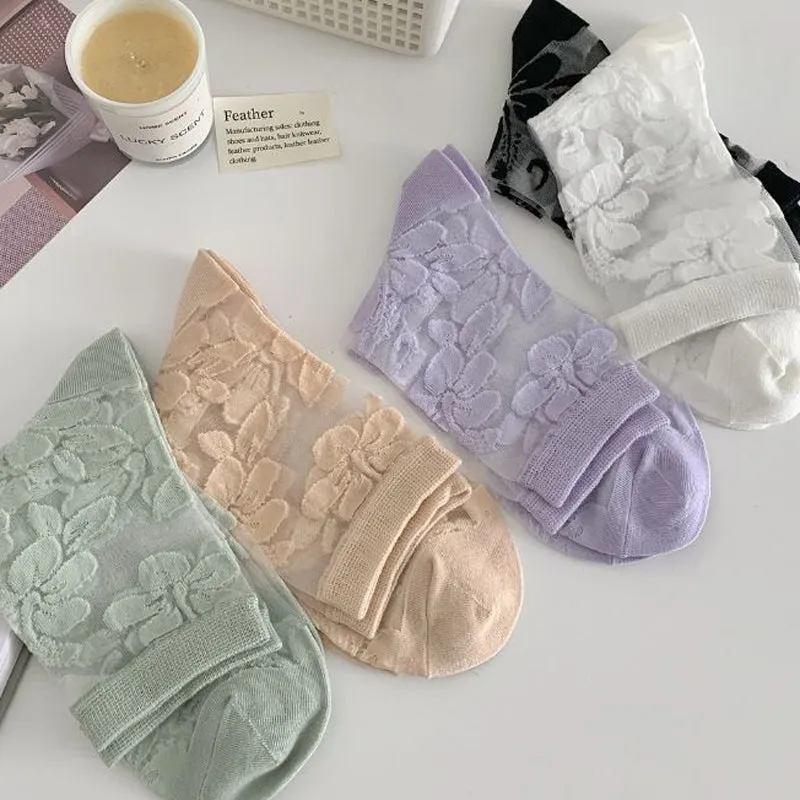 Breathable Floral Jacquard Socks