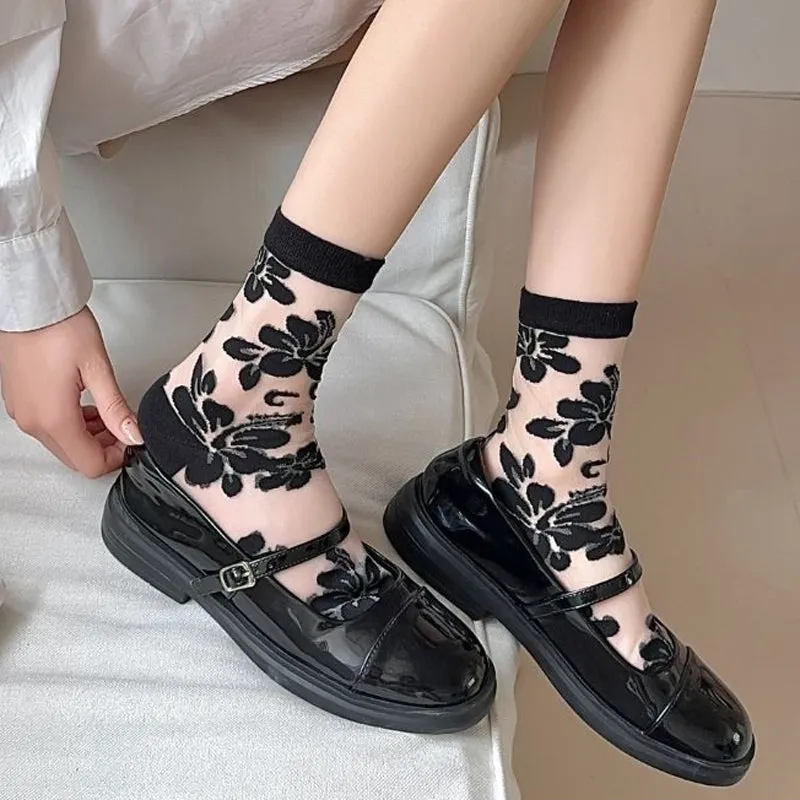 Breathable Floral Jacquard Socks