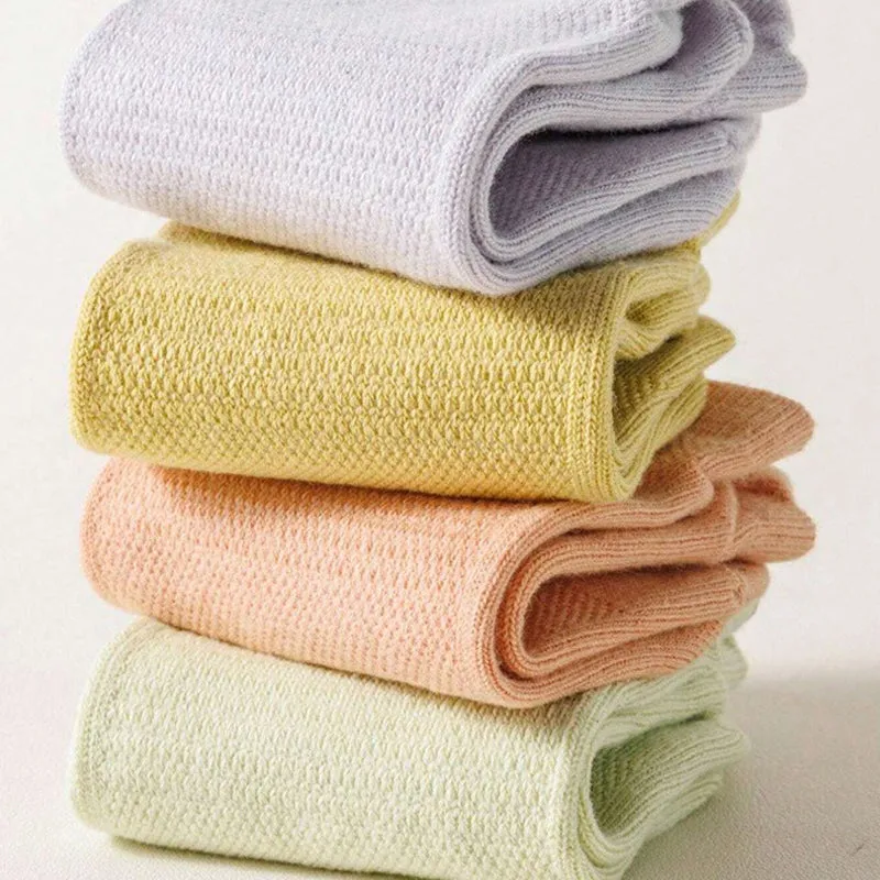 Breathable Solid Colour Socks