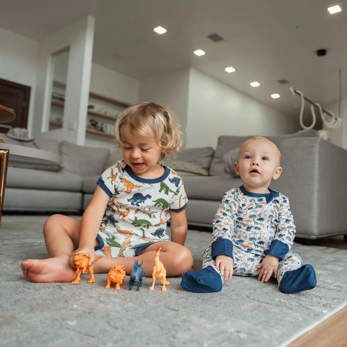 Burlebo Youth Sleep Short Set in Dino-Mite
