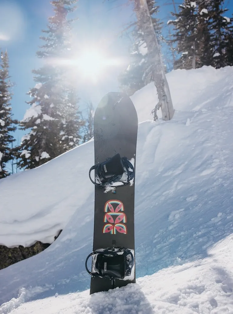 Burton Men's Deep Thinker Camber Snowboard 2025
