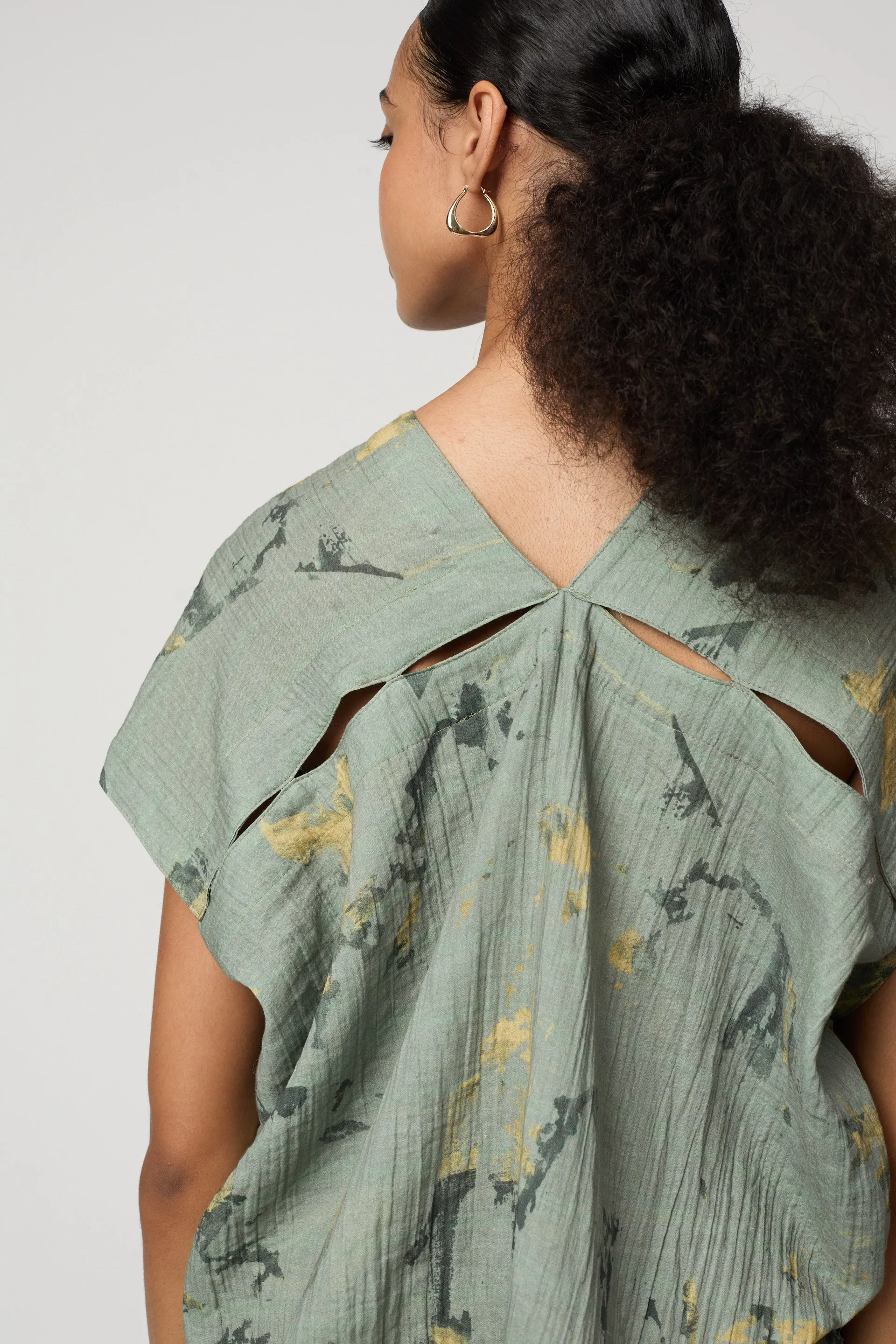 CELESTE TOP IN CRINKLED COTTON, MARBLE
