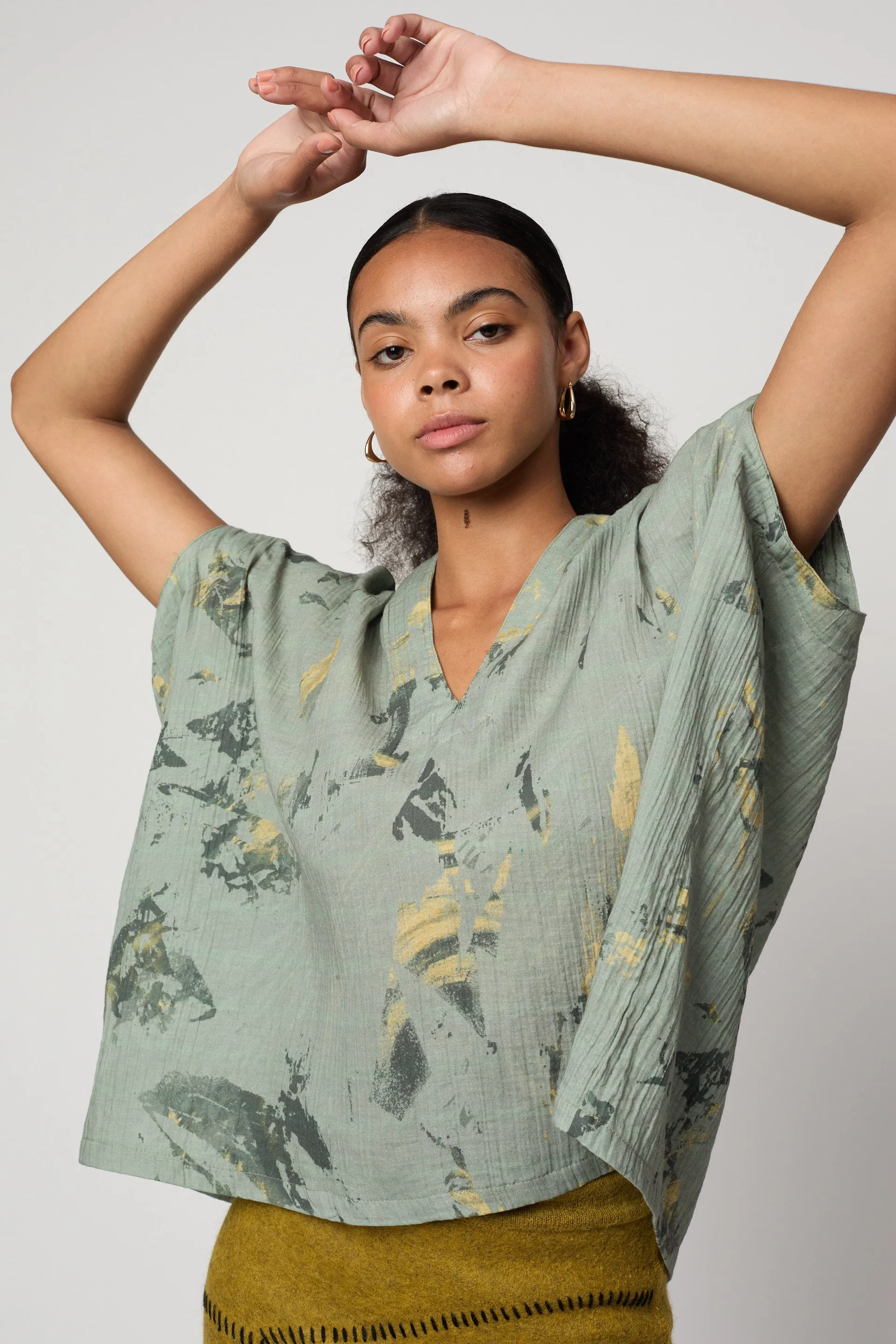 CELESTE TOP IN CRINKLED COTTON, MARBLE