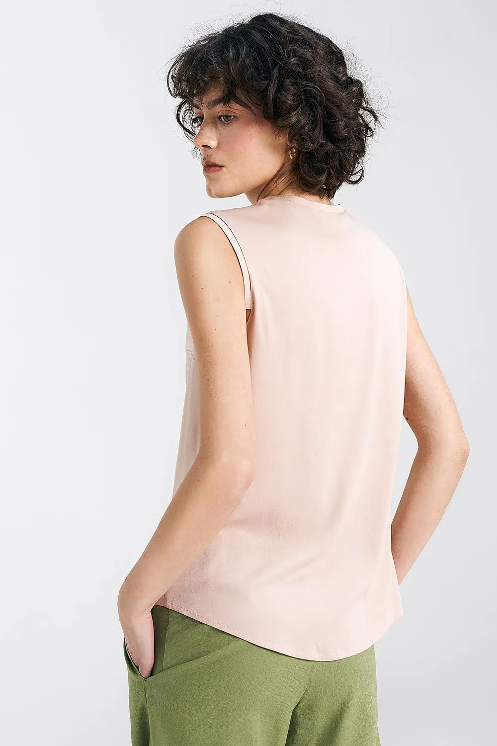 Delicate Pleat V-Neck Blouse