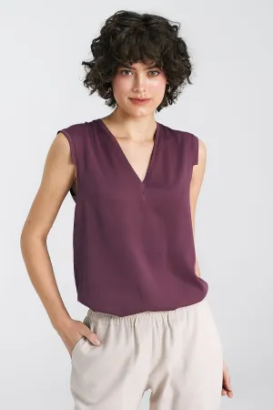 Delicate Pleat V-Neck Blouse