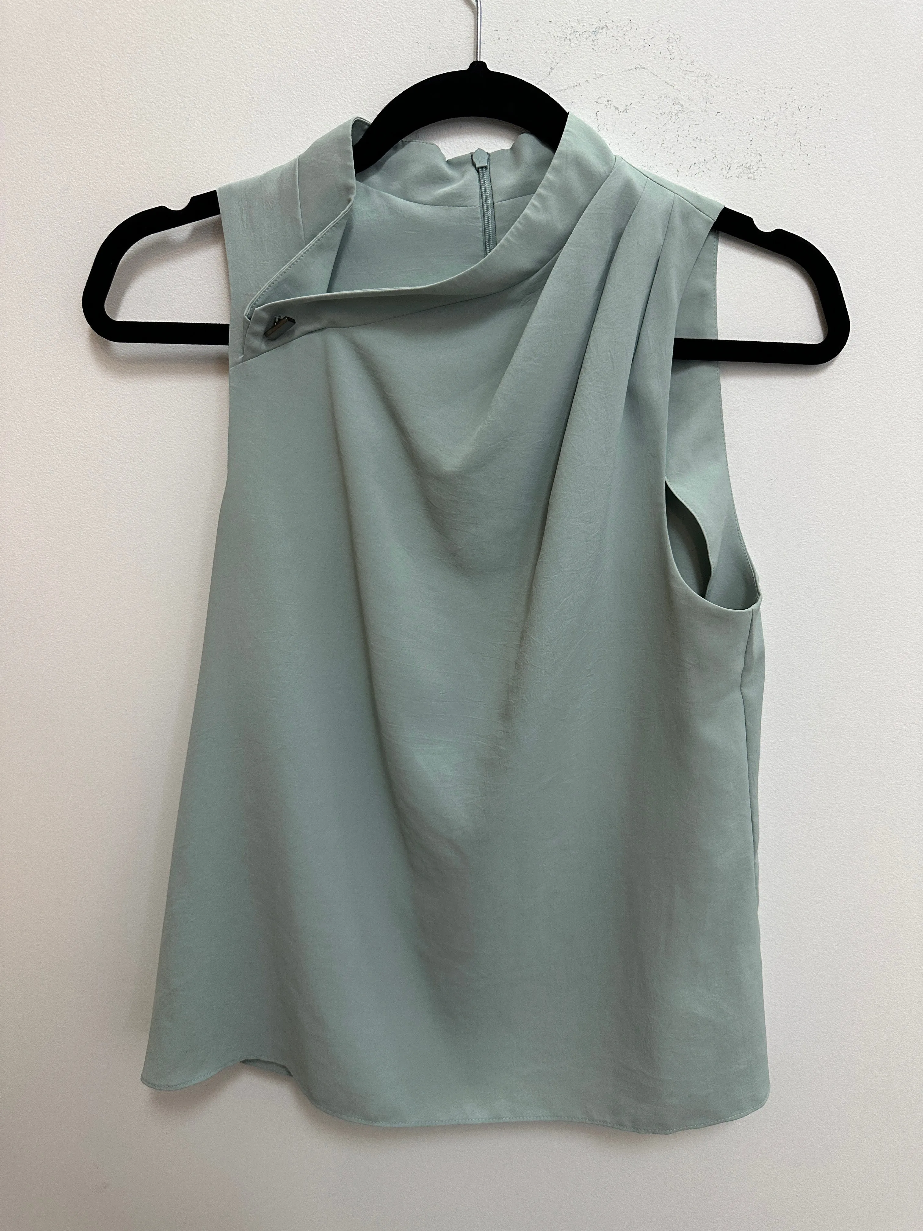 Drape Sleeveless Blouse in Blue