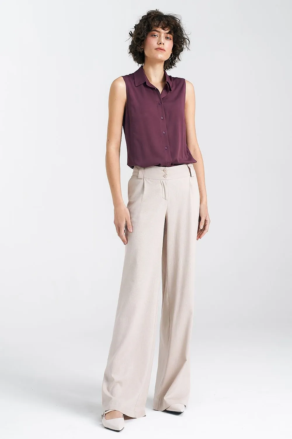 Elegant Sleeveless Classic Shirt