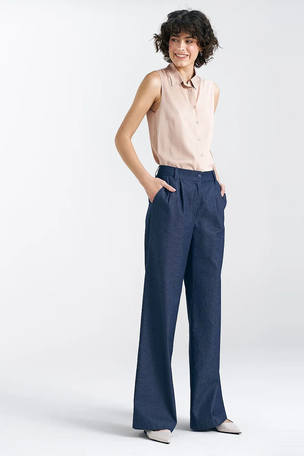 Elegant Sleeveless Classic Shirt