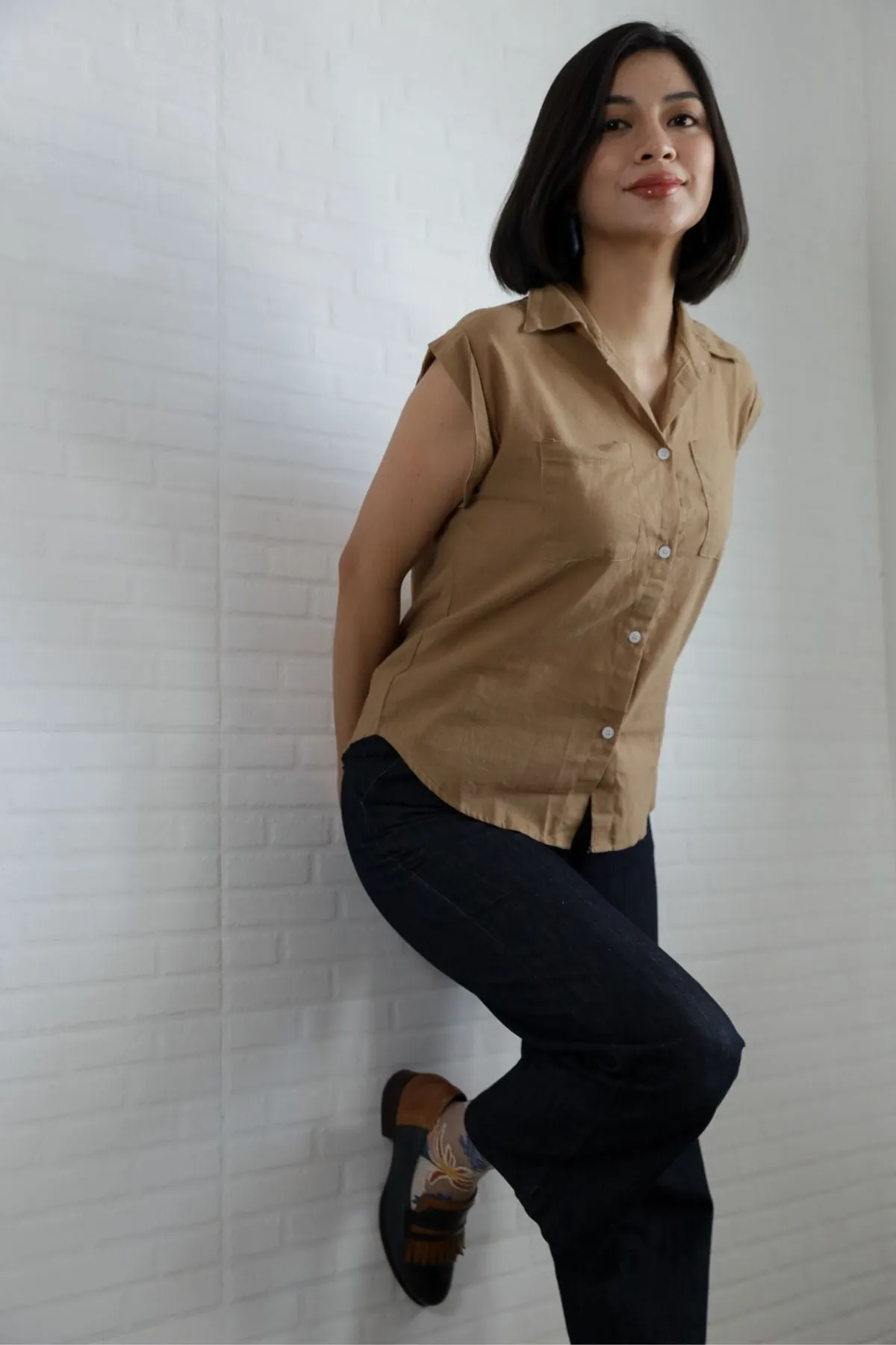 ERIN Button-down Sleeveless Top (Mocha)