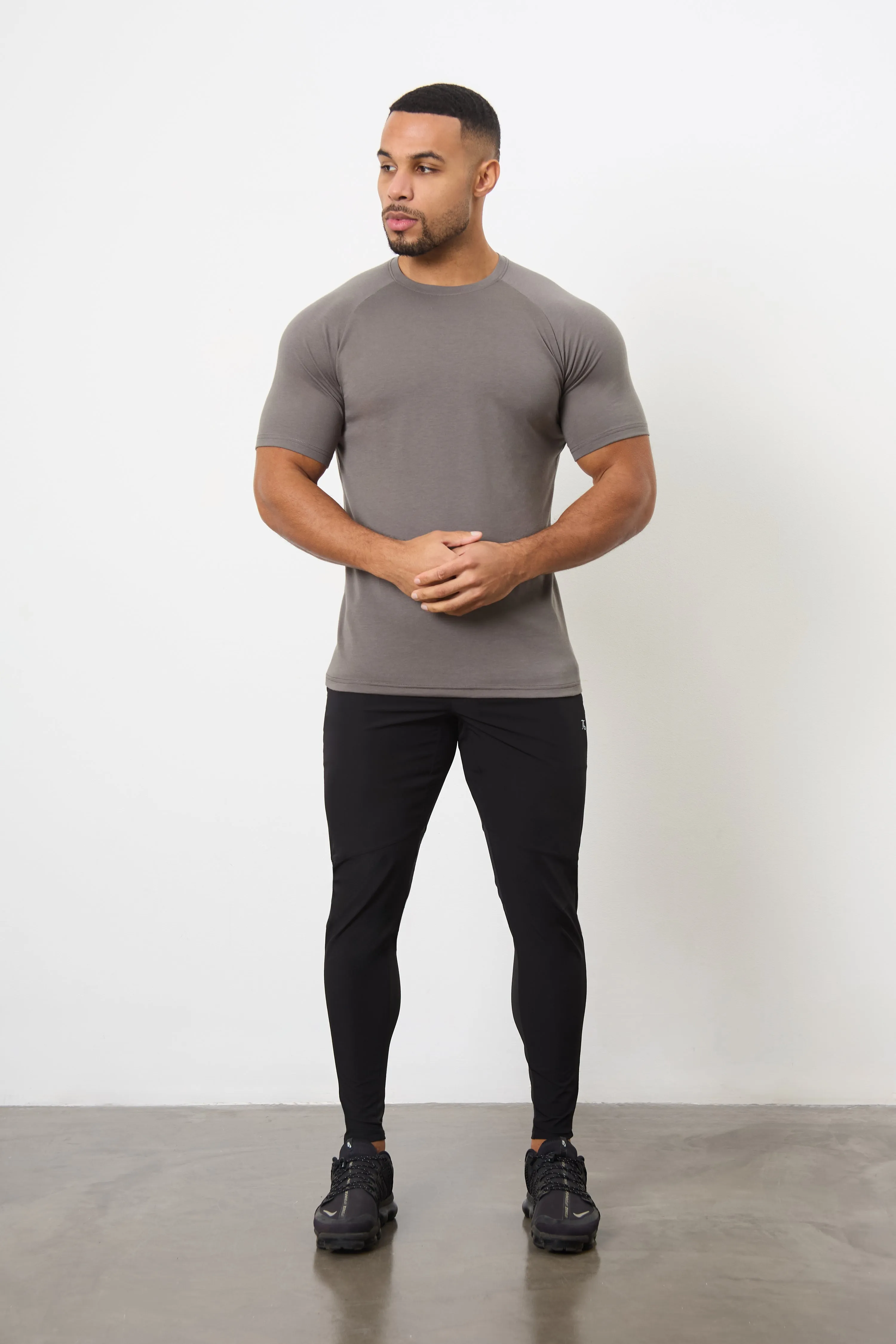 Essential Training Top in Charcoal