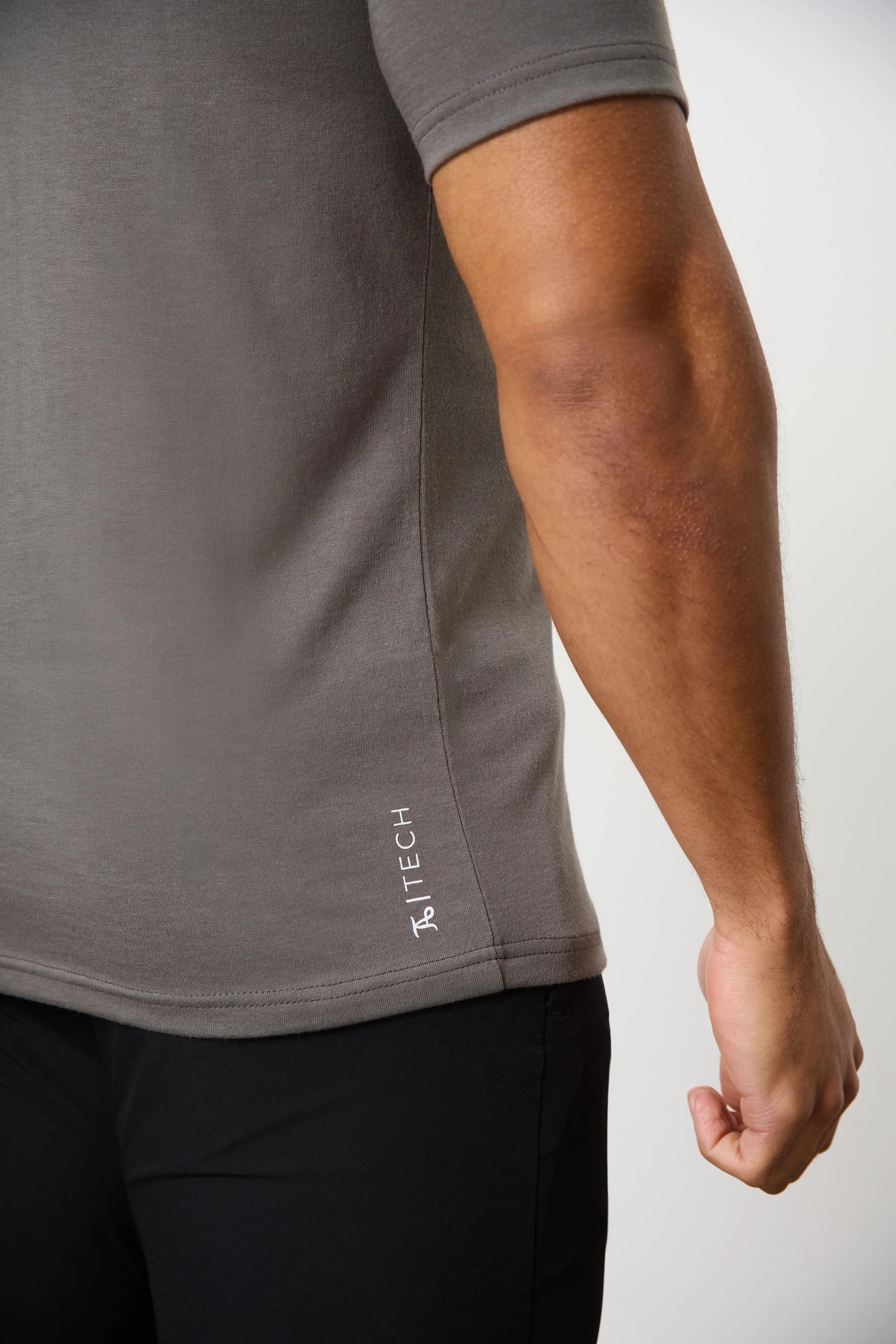 Essential Training Top in Charcoal