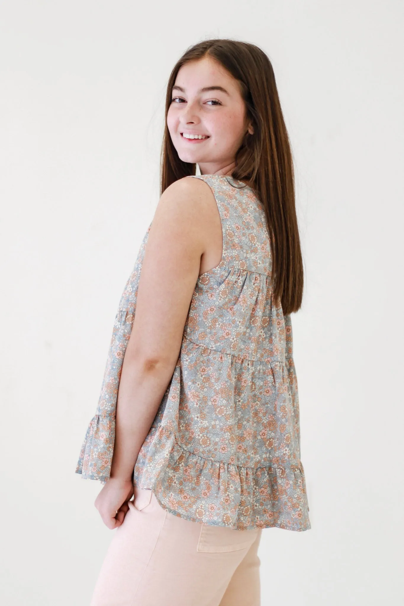 Floral Fling Sleeveless Tier Blouse in Blue
