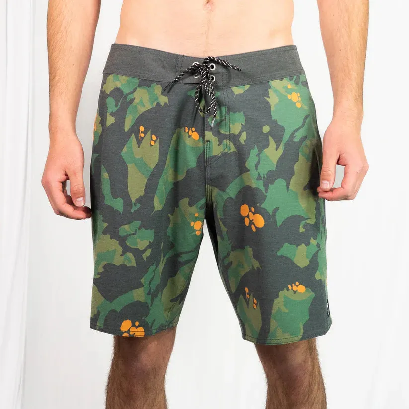 INSTINCT SURF  Zuma Boardshort CAMO