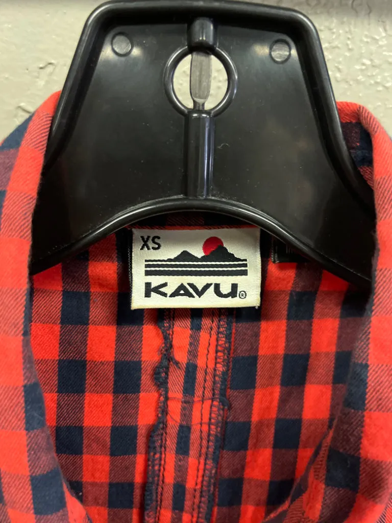 KAVU SLEEVELESS BUTTON UP
