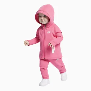 Kid's Sportswear Tech Fleece Outfit