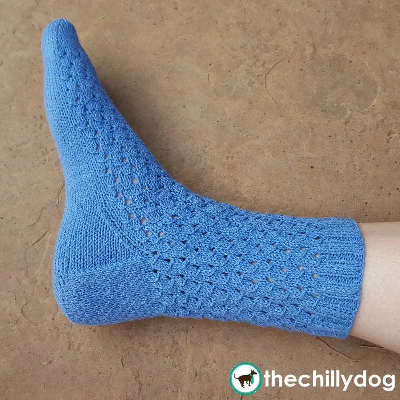 Like a Wink and a Smile Socks: Knitting Pattern PDF