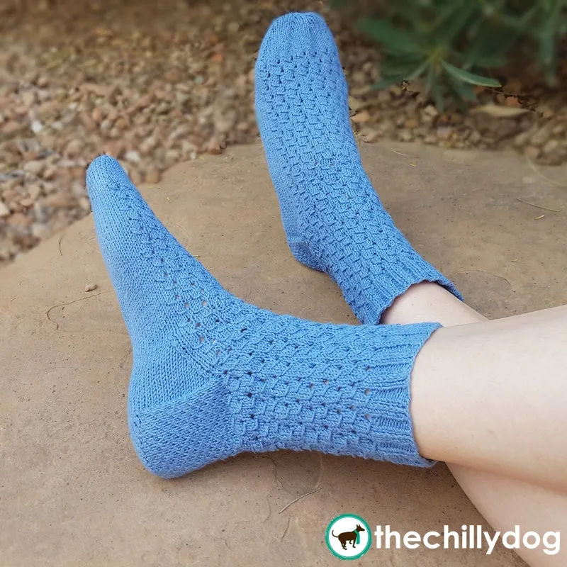 Like a Wink and a Smile Socks: Knitting Pattern PDF