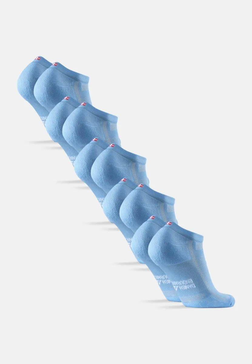 LOW-CUT RUNNING SOCKS FOR LONG DISTANCES