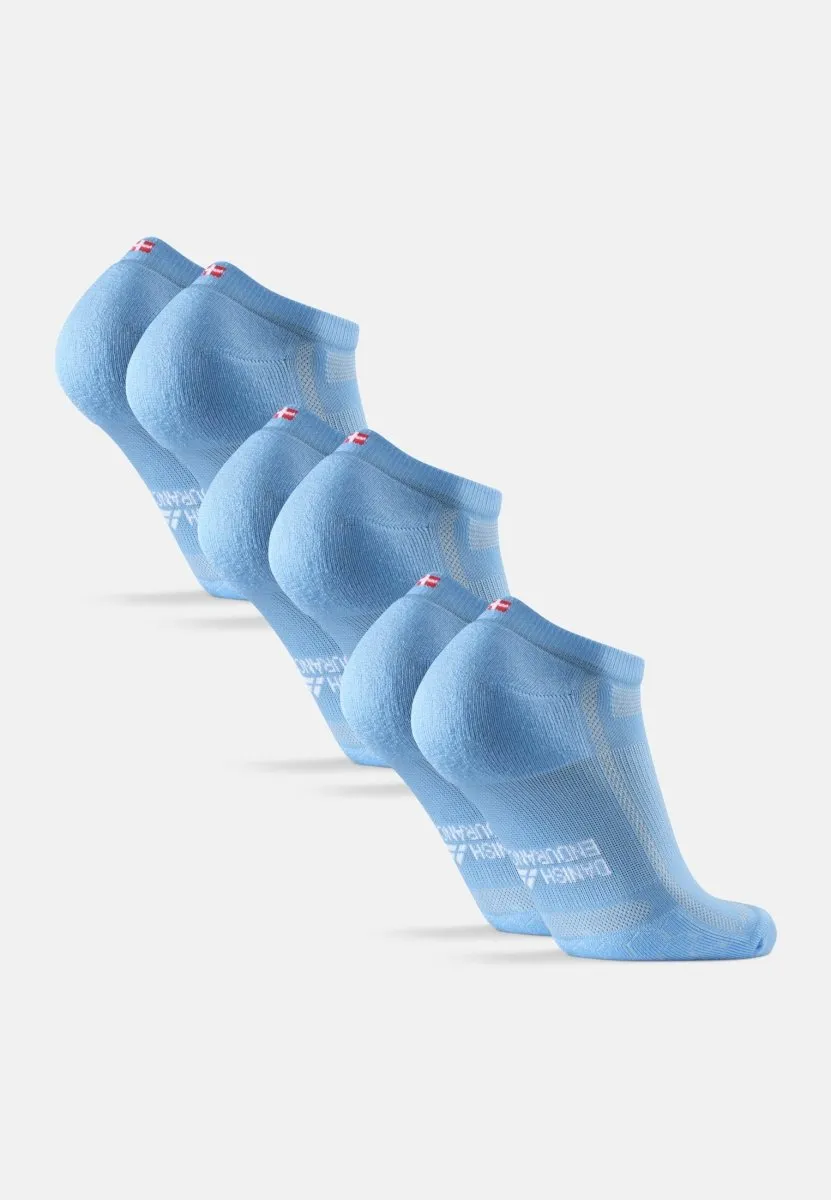 LOW-CUT RUNNING SOCKS FOR LONG DISTANCES