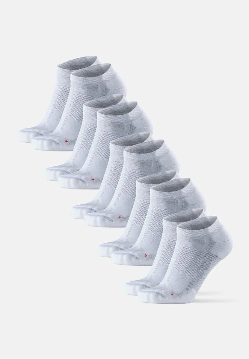 LOW-CUT RUNNING SOCKS FOR LONG DISTANCES