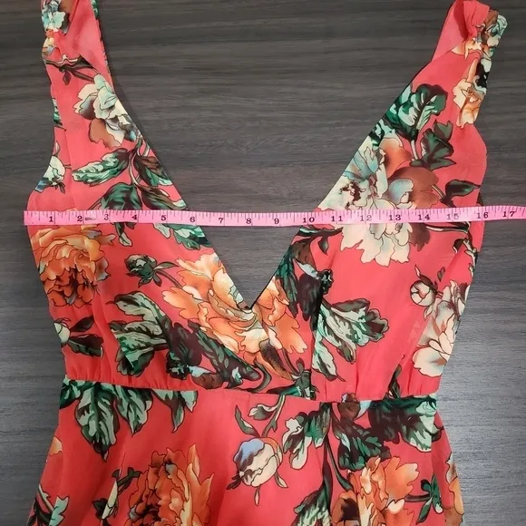 Lulu's Floral Maxi Dress Size Small