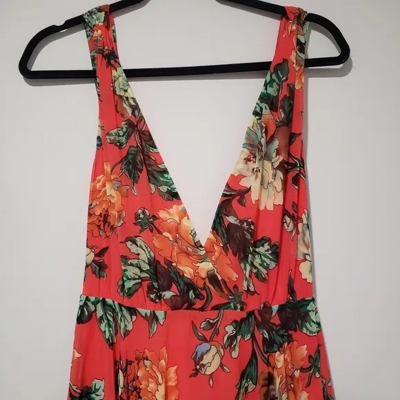 Lulu's Floral Maxi Dress Size Small