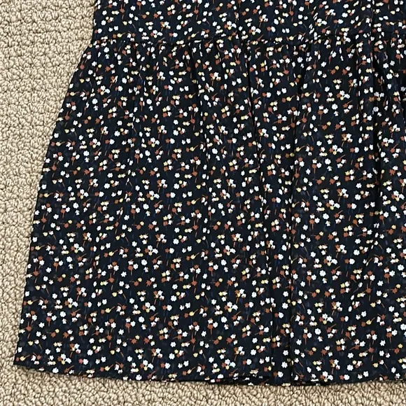 Madewell Georgette Tiered Maxi Skirt in Adorable Ditsy Floral size Medium Black
