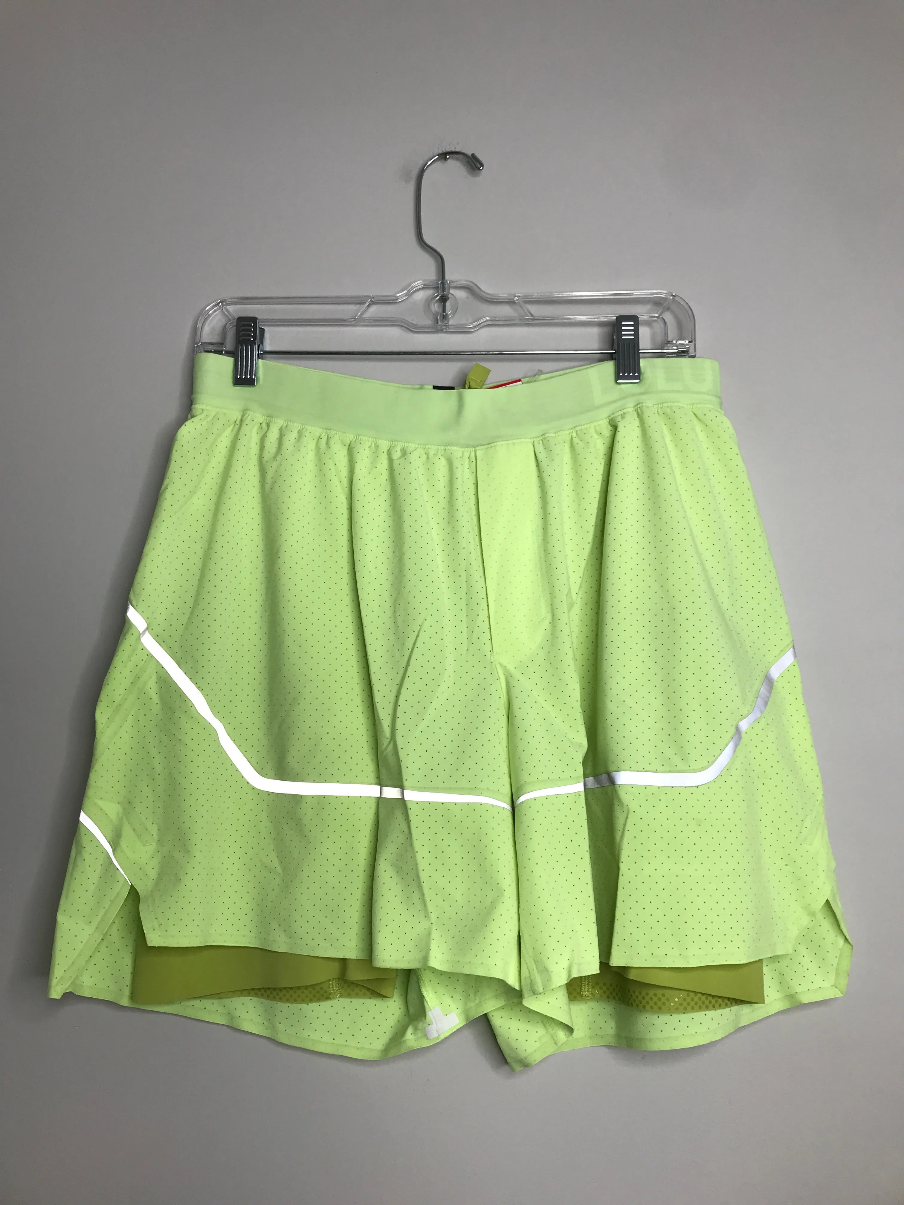 Mens Pant Size Large Men's Yellow lululemon Shorts