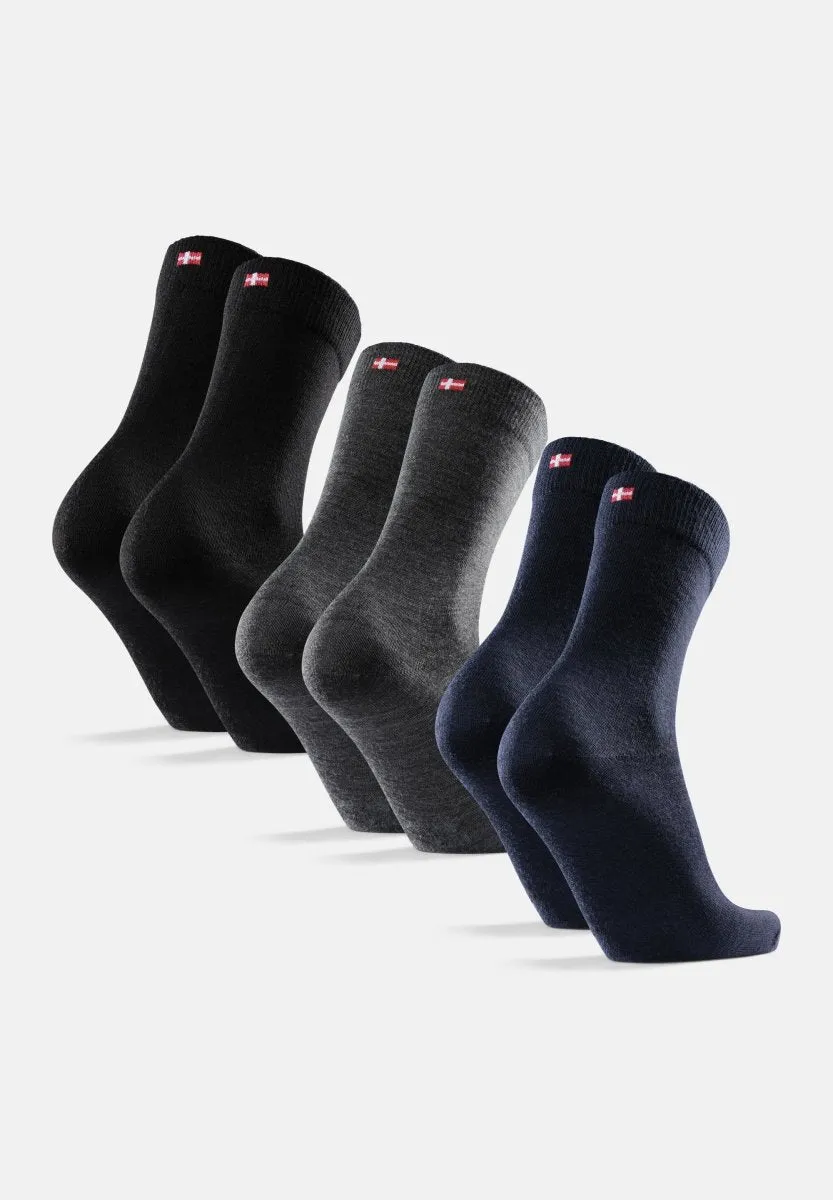 MERINO WOOL DRESS SOCKS