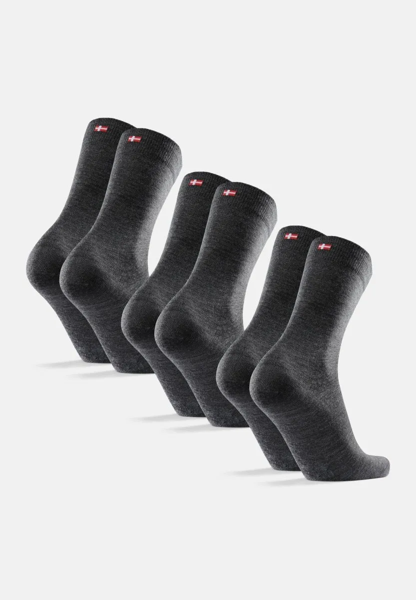 MERINO WOOL DRESS SOCKS