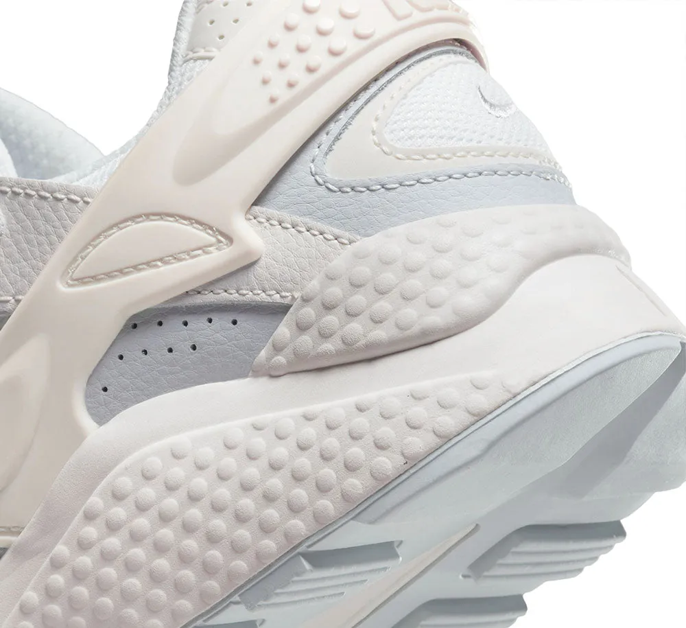 NIKE AIR HUARACHE RUNNER