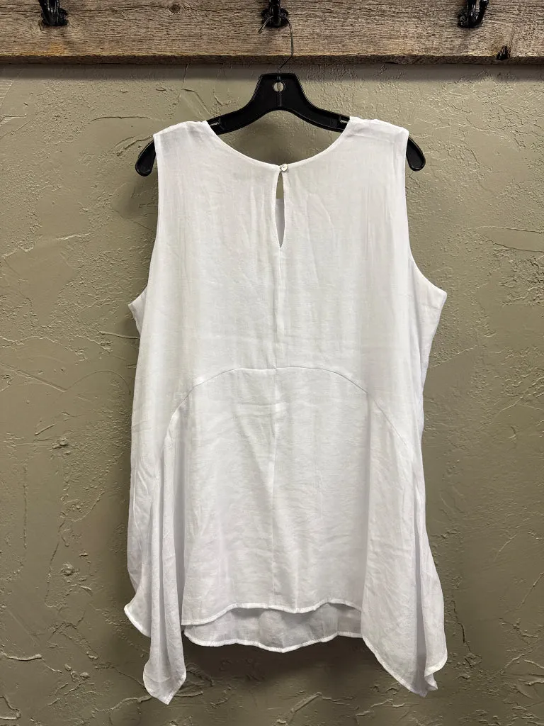 NWT FEVER DBL LAYER SLEEVELESS BLOUSE