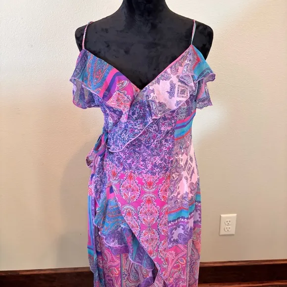 NWT Gianni Bini x DANNIJO Isabella Printed V-Neck Wrap Maxi Dress, Medium,Floral