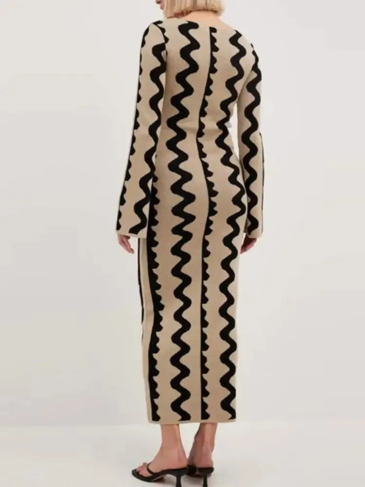 O-neck Flare Sleeve Maxi Dress