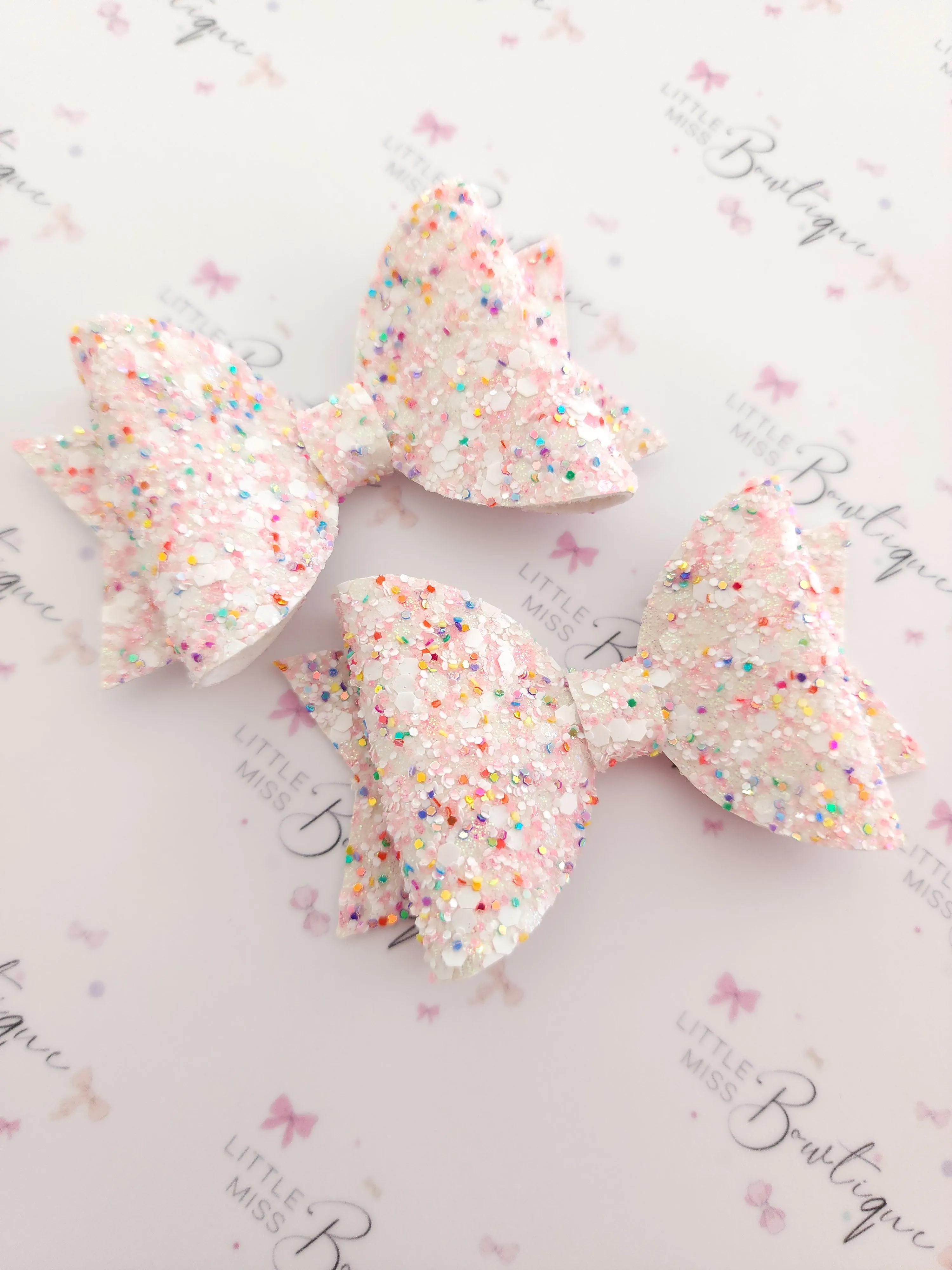 Party Popper Bows