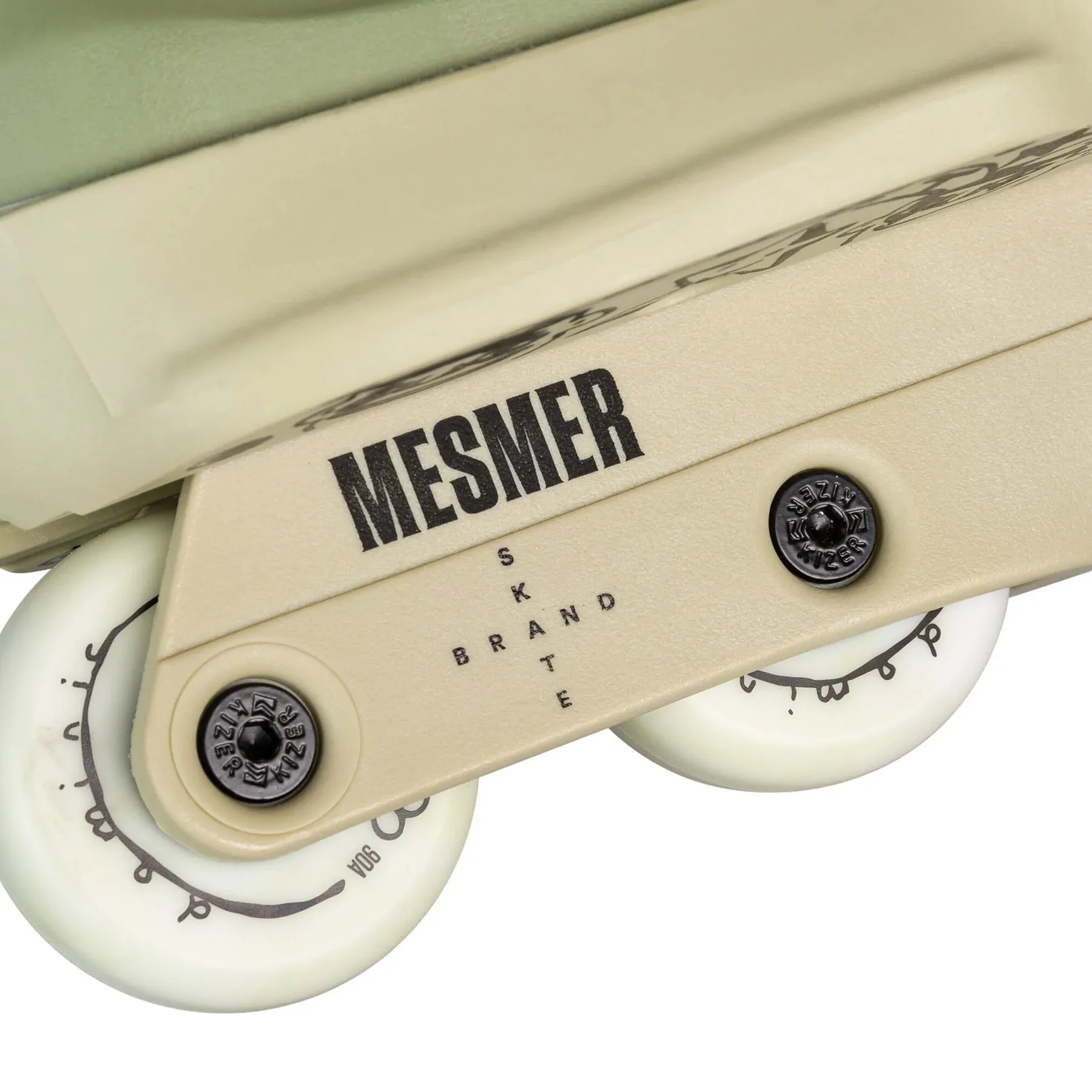 Patin agressif Mesmer Throne Dominic Bruce Pro