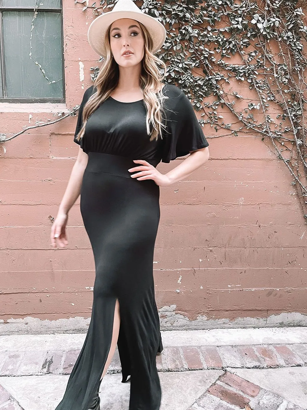 PLUS SIZE SHORT SLEEVE BOTTOM OPEN SLIT MAXI DRESS
