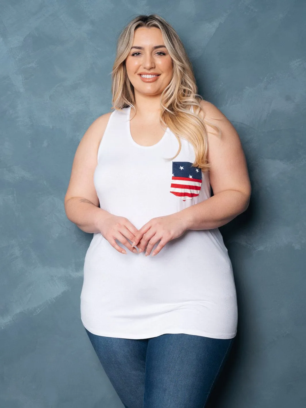 PLUS SIZE SLEEVELES V-NECK FRONT POCKET PATRIOTIC TANK TOP
