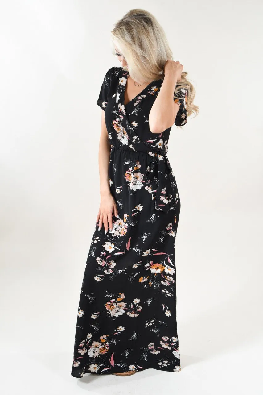 Short Sleeve Black Floral Maxi Dress