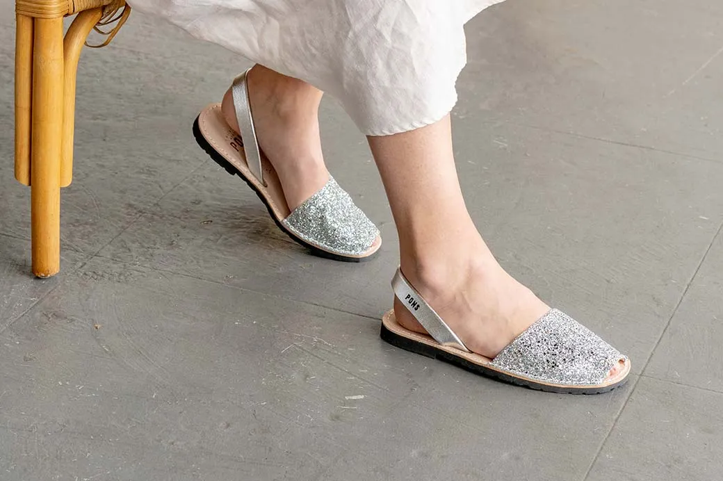 Silver Glitter Pons