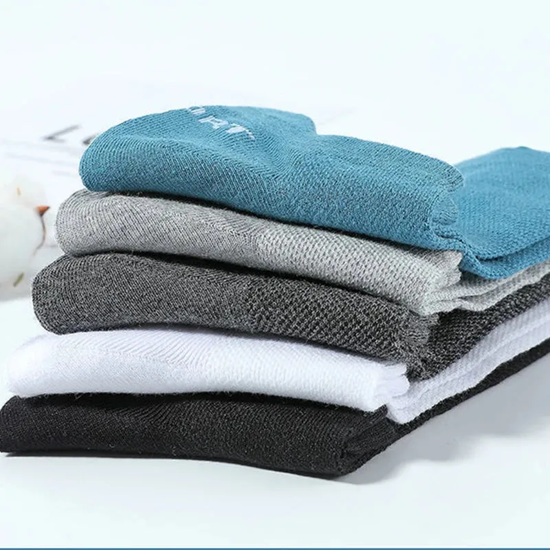 Stay Cool and Comfortable: 5 Pairs of High-Quality Cotton Short Socks for Men and Women