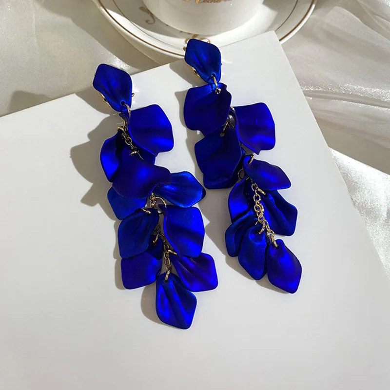Studded Glitter Tassel Design Earring