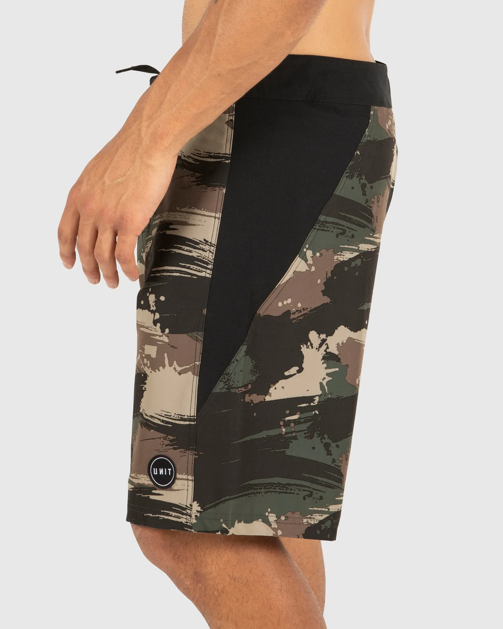 UNIT Sarge 19" Boardshorts