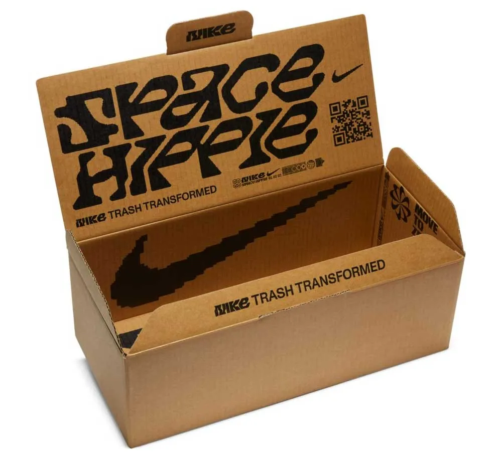 W NIKE SPACE HIPPIE 04
