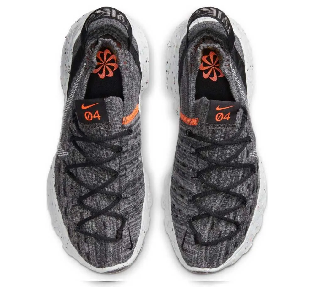 W NIKE SPACE HIPPIE 04