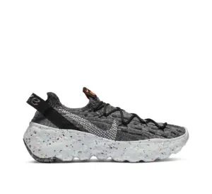 W NIKE SPACE HIPPIE 04